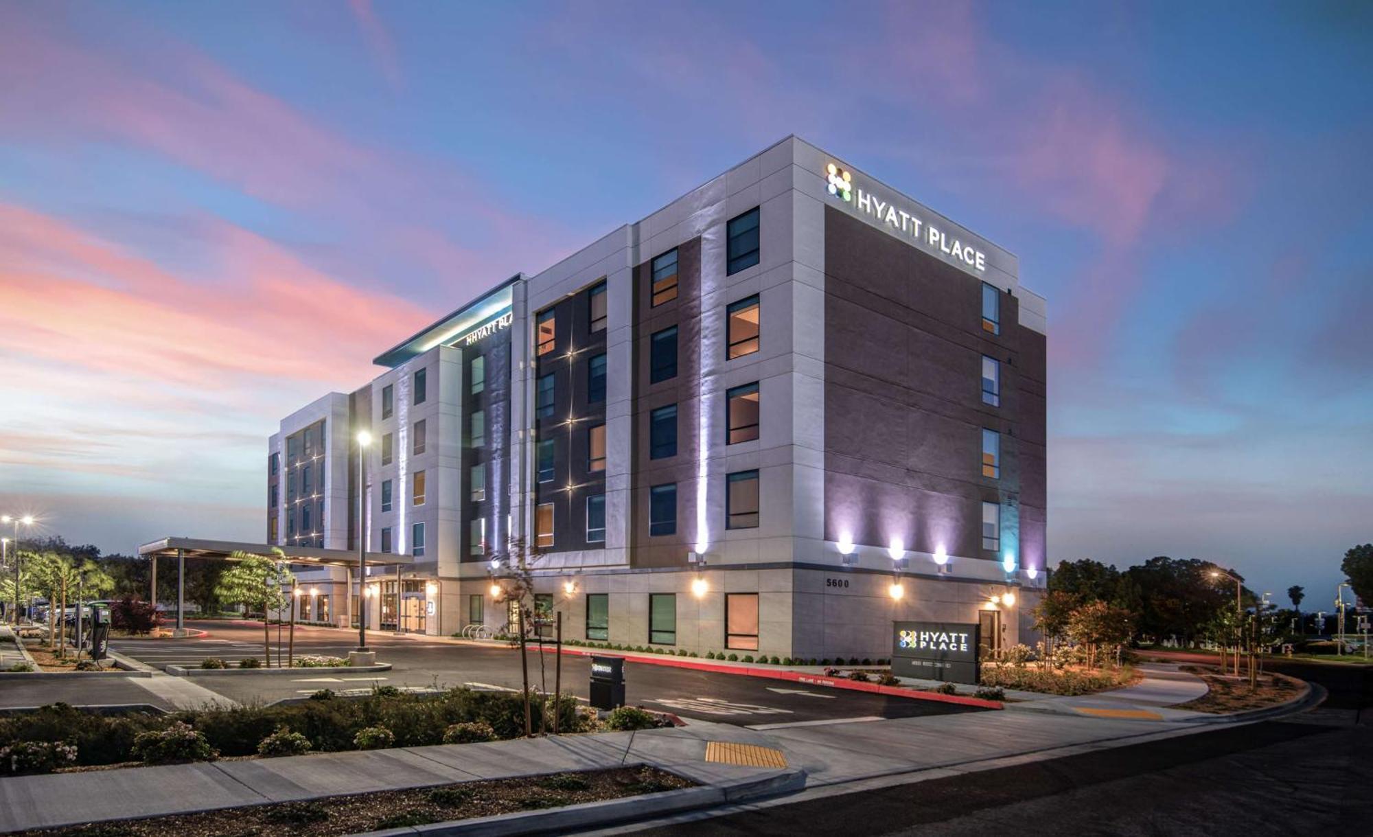 Hyatt Place Newark-Silicon Valley Hotel Exterior photo